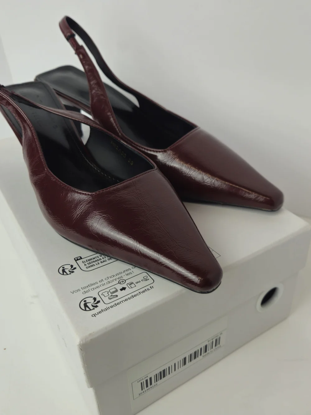 Women's Burgundy Slingback Kitten Heel Pumps - Picture 4 of 11